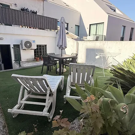 شقة Lisboa, Lisbon, Charming Patio House, , Wifi, Air Conditioning, Near Metro, By Ig Lisboa