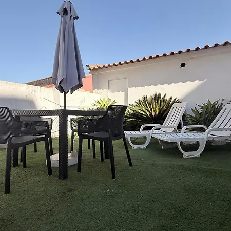 Lisboa, Lisbon, Charming Patio House, , Wifi, Air Conditioning, Near Metro, By Ig * Lisbon